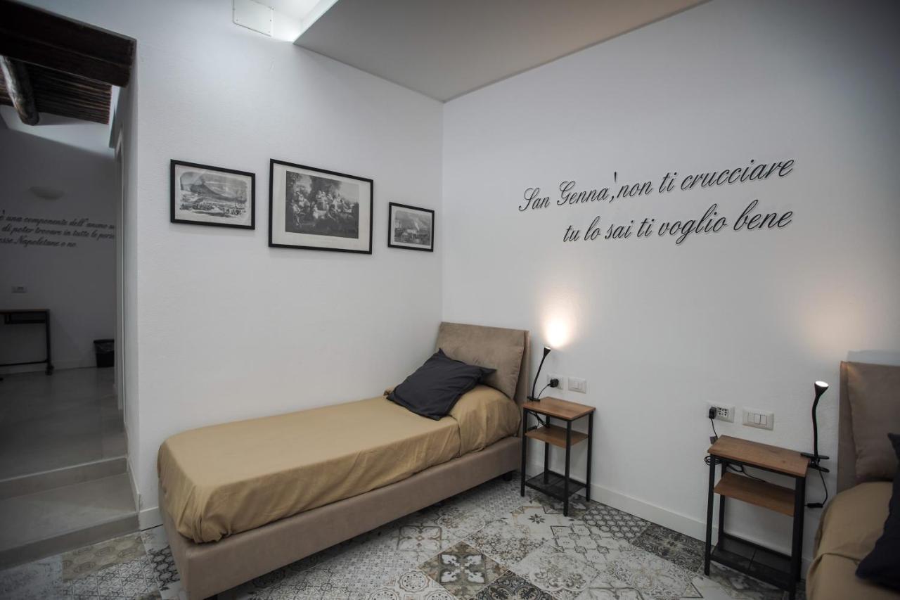 Hotel Cartoline Di Napoli Nápoles Exterior foto